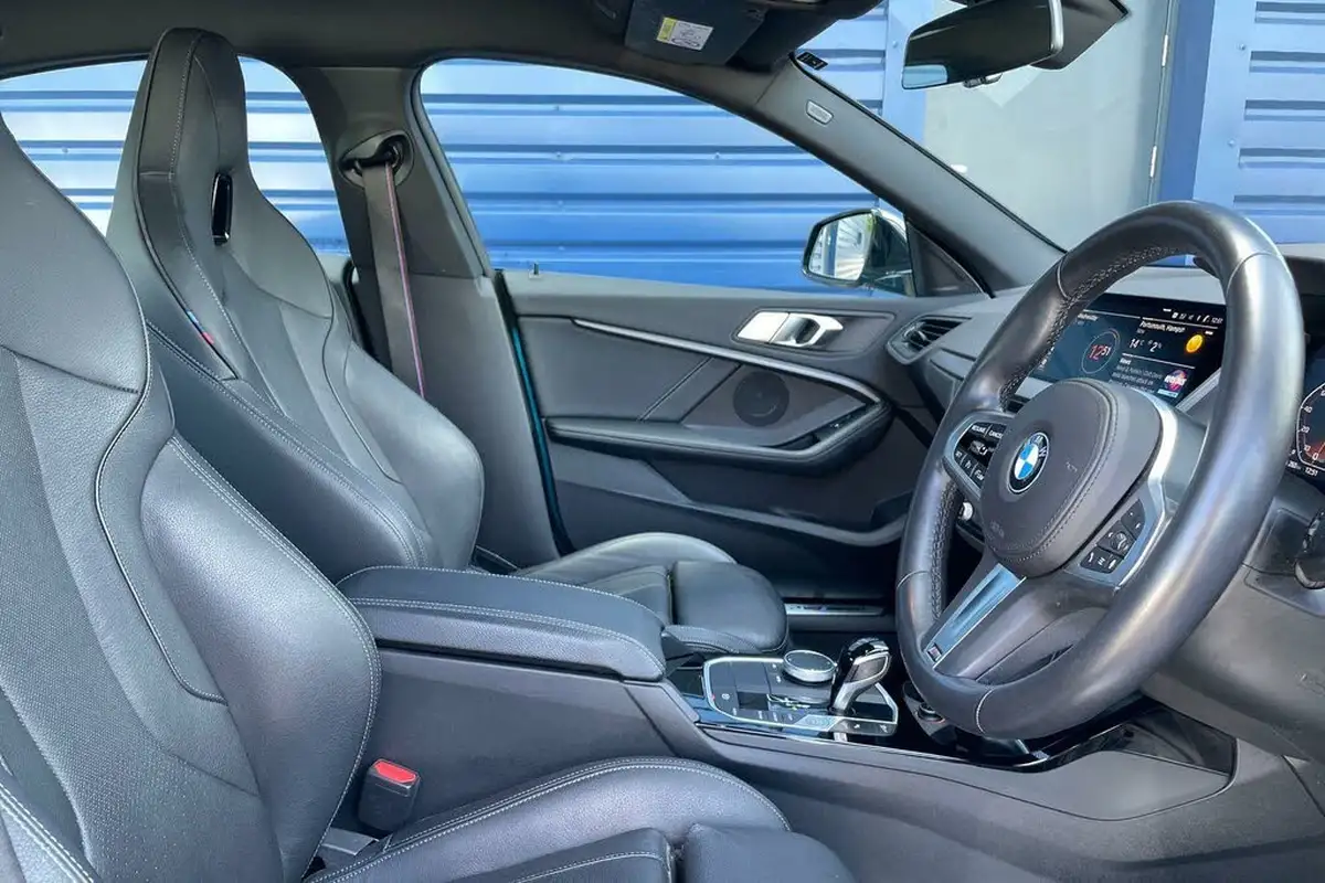 2022-bmw-2-series-20-m235i-xdrive-big-24