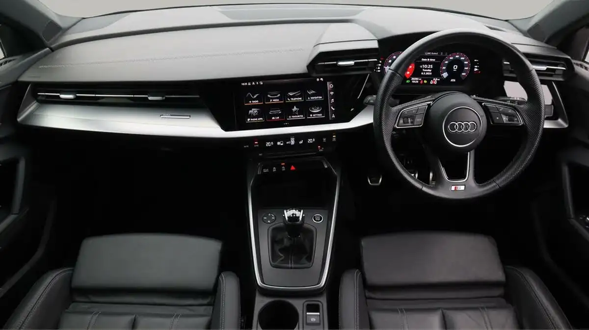 2023-audi-a3-15-35-tfsi-s-line-sportback-5d-big-13