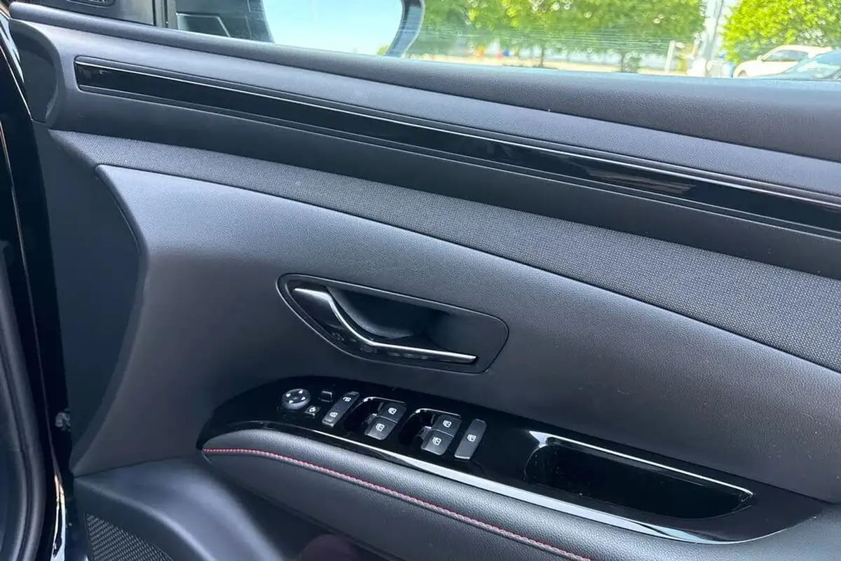 2023-hyundai-tucson-16-t-gdi-n-line-150ps-48-volt-mhev-dct-big-19