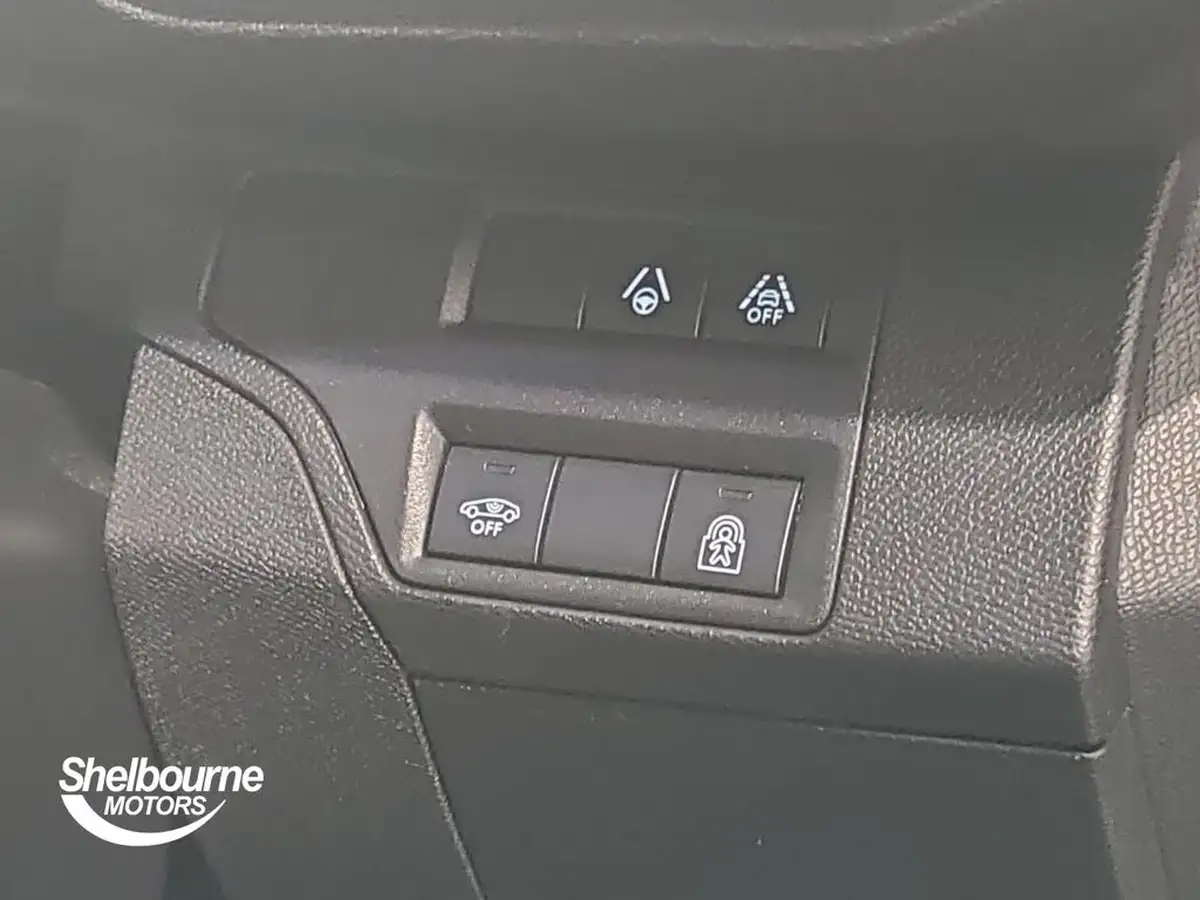 2021-peugeot-5008-suv-20-bluehdi-gt-177bhp-big-4