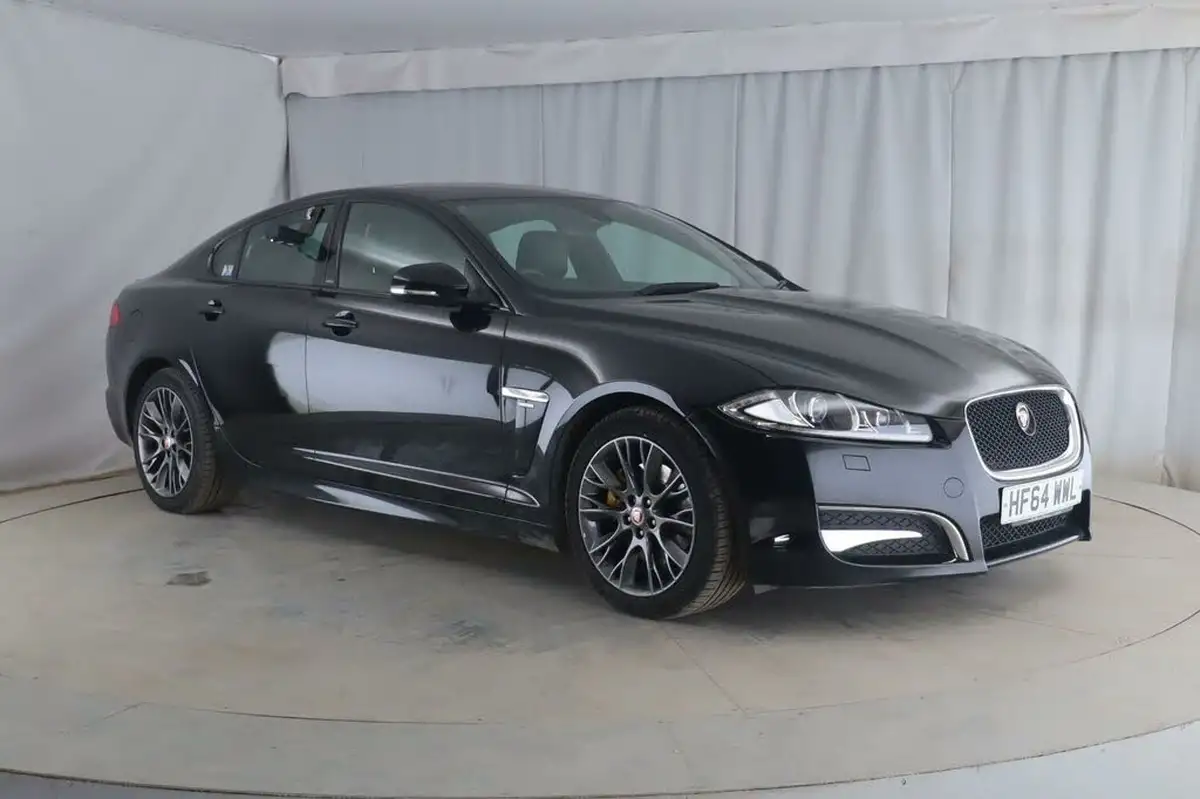 2014-jaguar-xf-22td-r-sport-200ps-saloon-4d-big-1