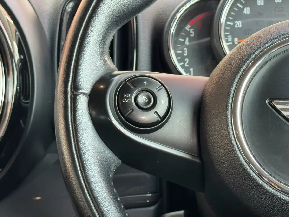 2017-mini-countryman-20td-cooper-d-ss-auto-big-15