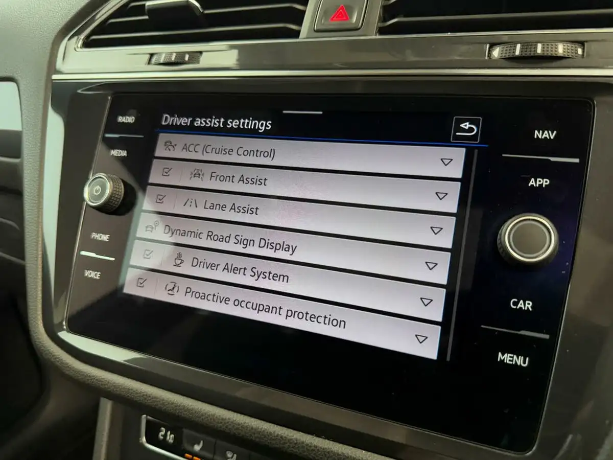 2021-volkswagen-tiguan-allspace-15-tsi-r-line-tech-big-45