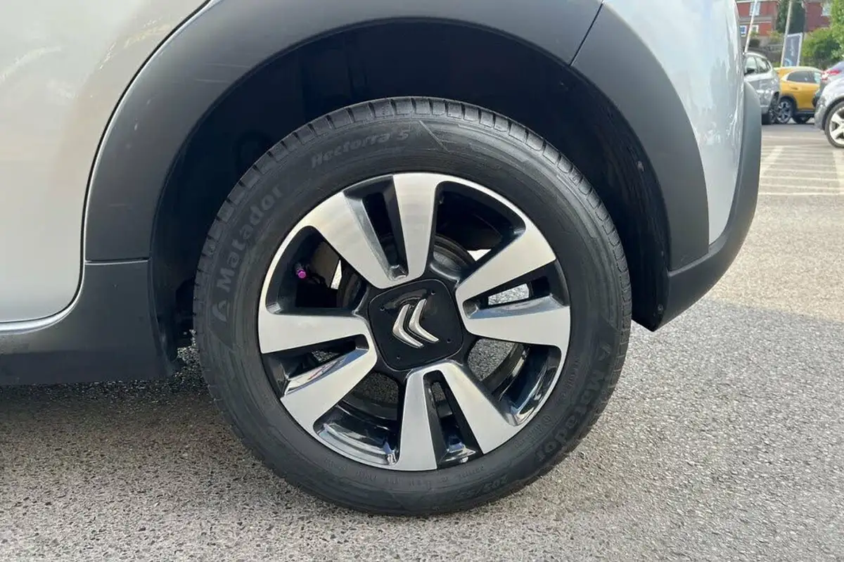 2018-citroen-c3-12-puretech-feel-82ps-big-10