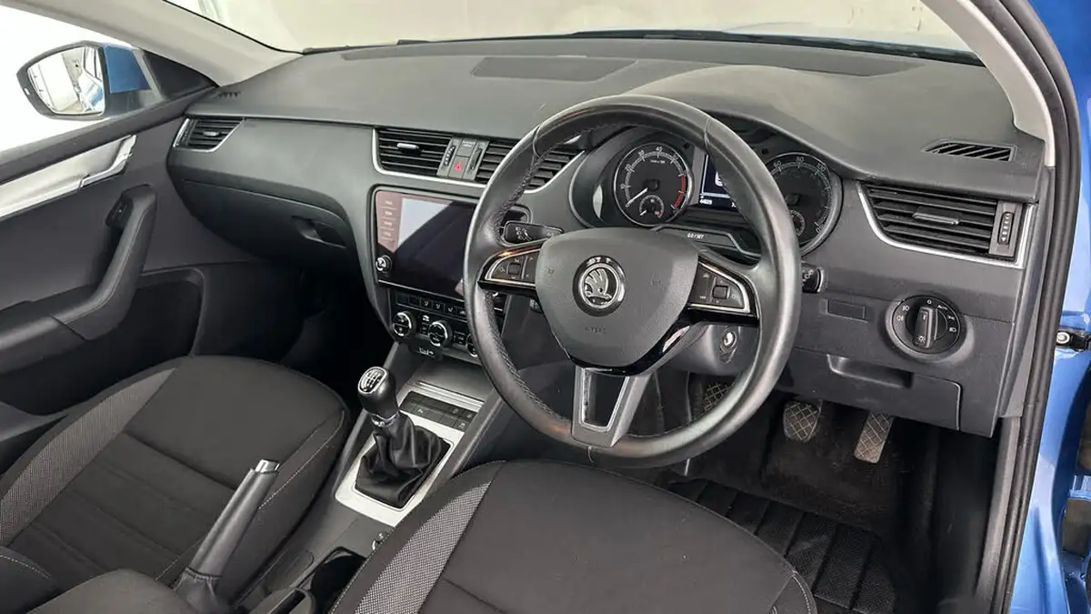 2019-skoda-octavia-15-tsi-se-technology-act-hatchback-big-8