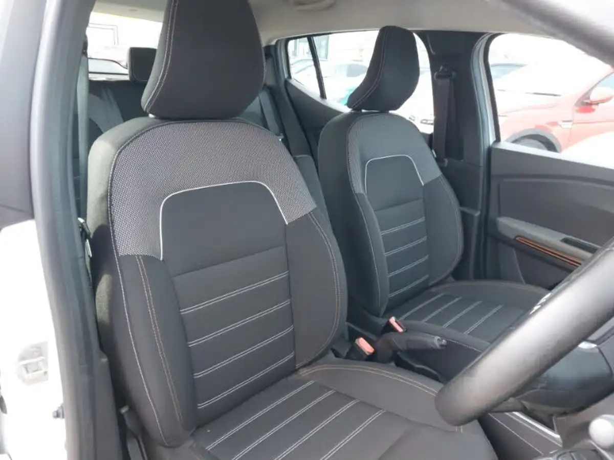 2023-dacia-sandero-stepway-10-tce-expression-90bhp-big-9