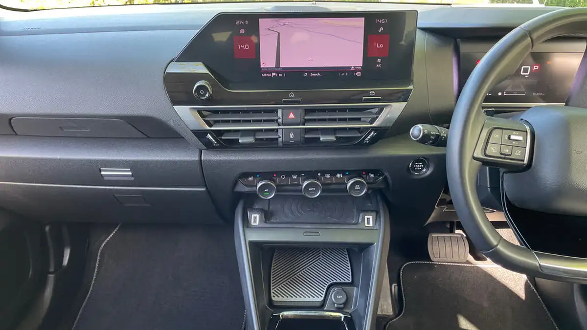 2021-citroen-c4-12-puretech-shine-plus-130ps-big-11