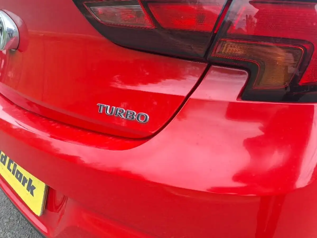 2018-vauxhall-astra-14i-16v-turbo-sri-150ps-hatchback-big-11