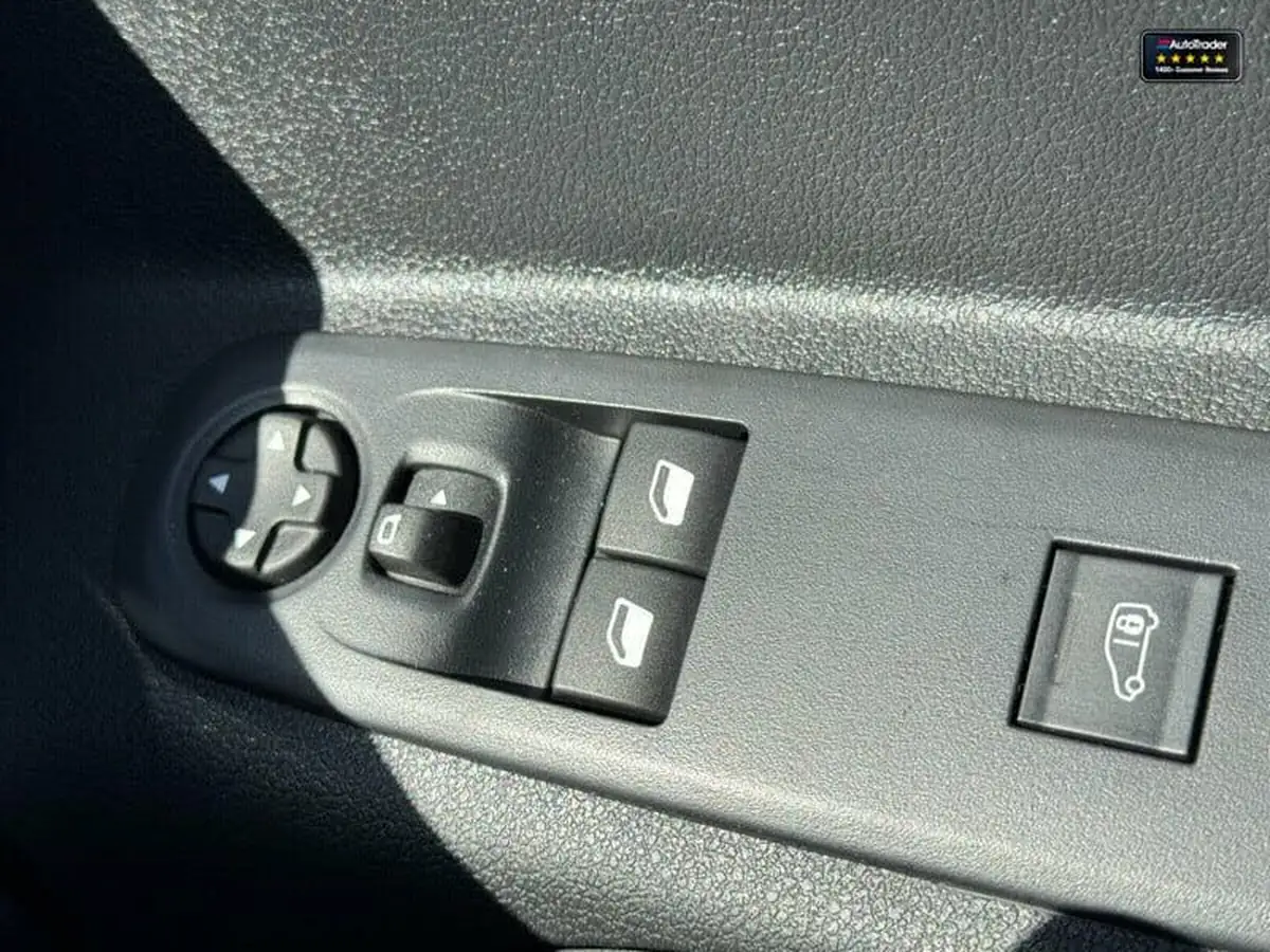 2024-peugeot-partner-15-bluehdi-950-professional-premium-100pseu6d-big-26
