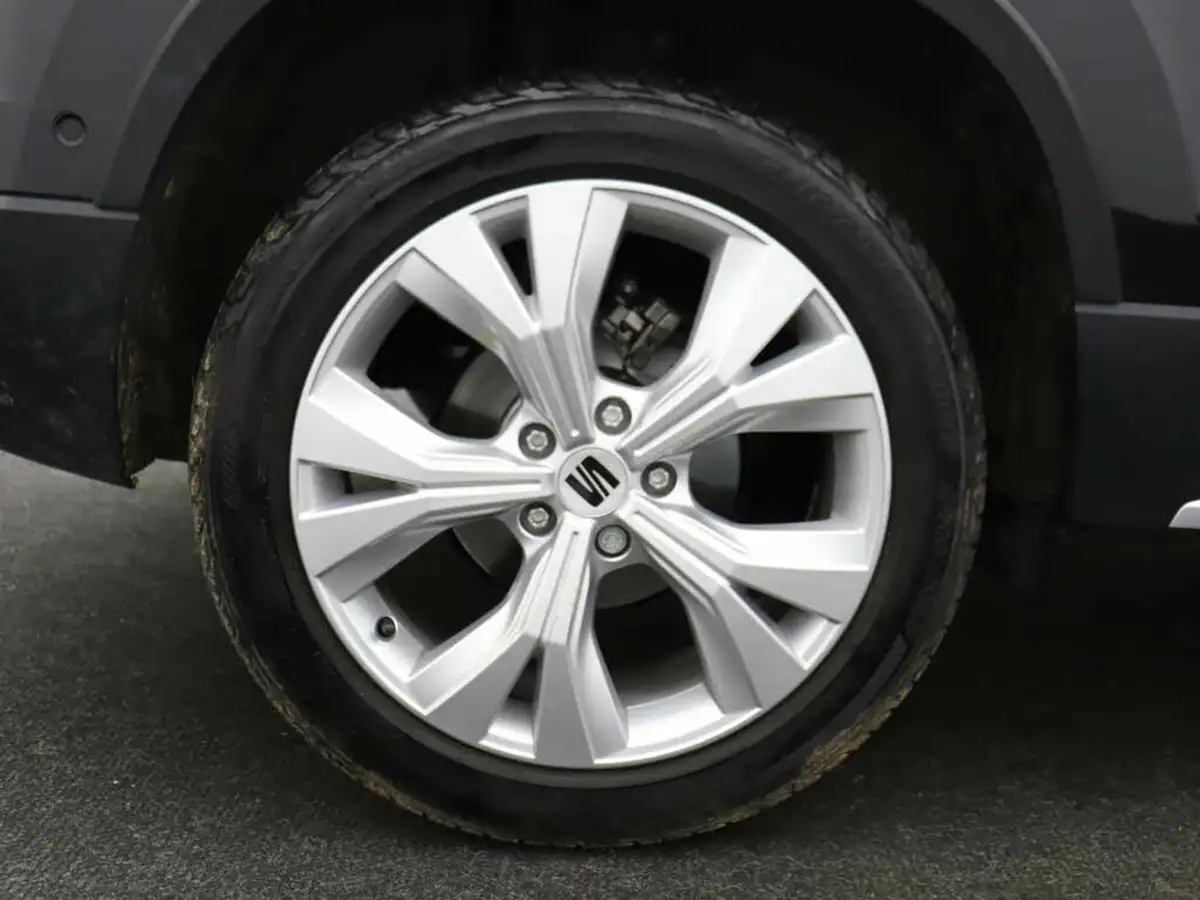 2024-seat-ateca-15-ecotsi-xperience-big-5