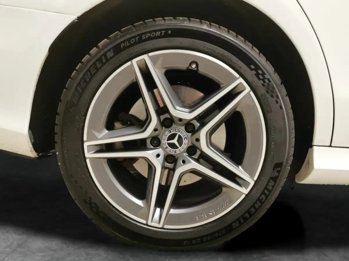 2021-mercedes-benz-e-class-20-e300e-amg-line-edition-eq-power-big-26