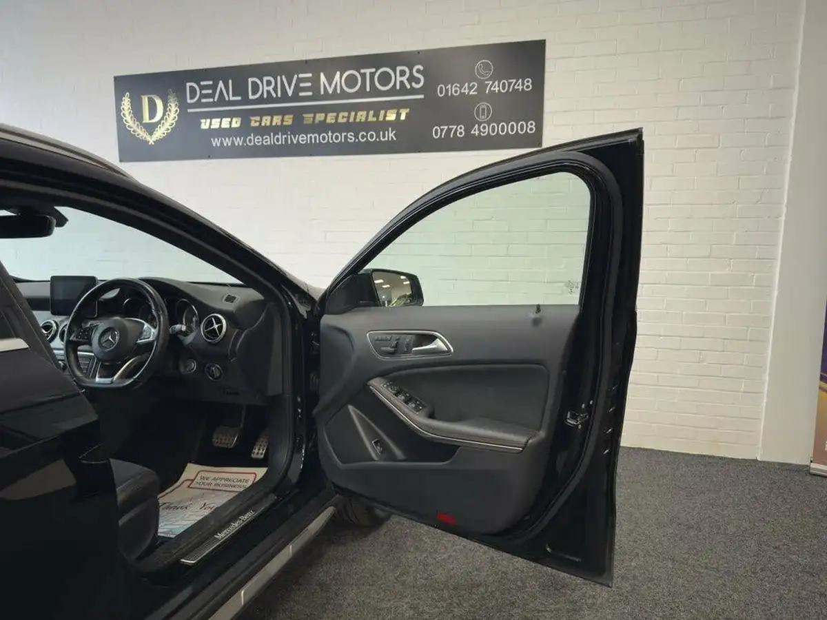 2017-mercedes-benz-gla-class-21d-gla-220d-amg-line-premium-plusss-big-11