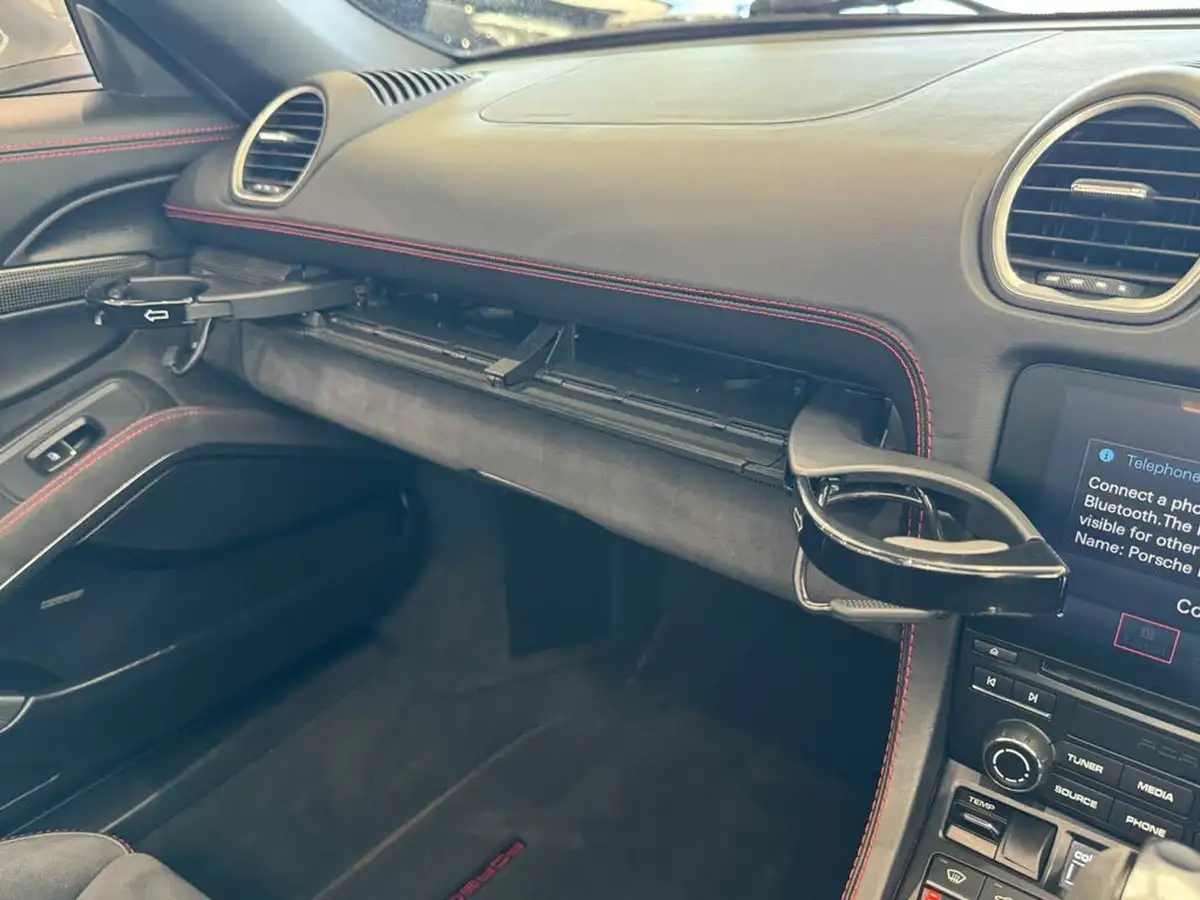 2019-porsche-boxster-718-25-boxster-gts-350ps-pdk-big-29