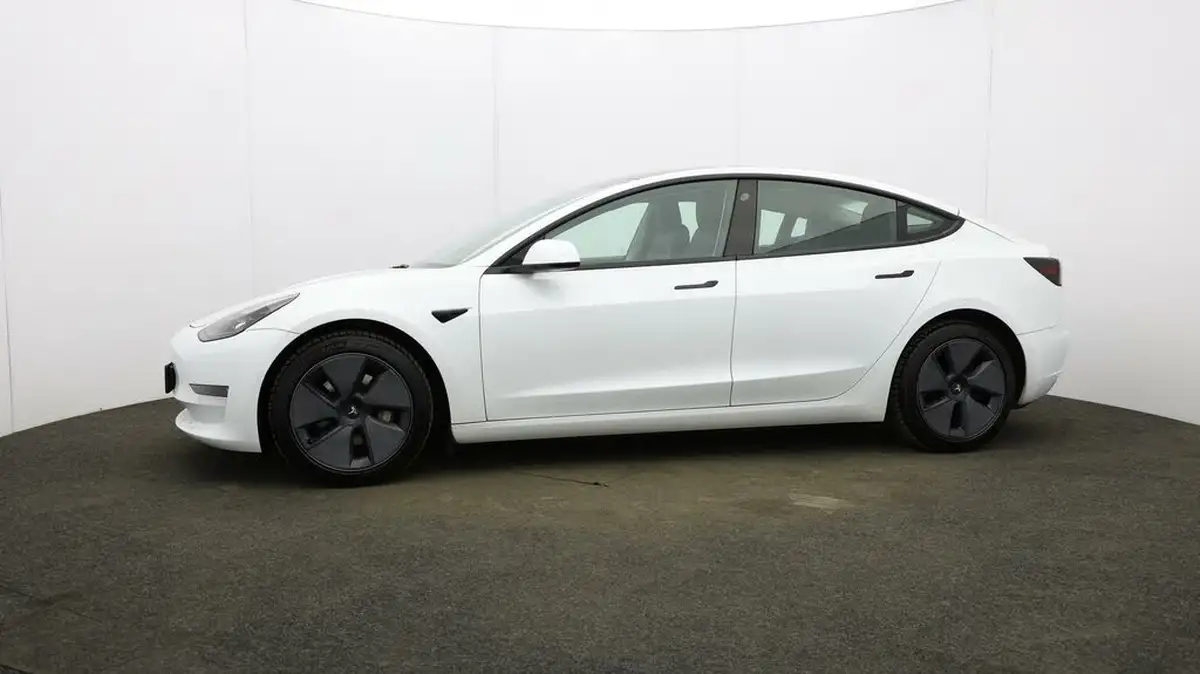 2021-tesla-model-3-e-long-range-4x4-big-26