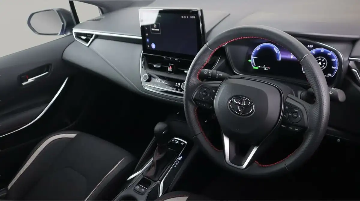 2024-toyota-corolla-18-vvt-i-gr-sport-hatchback-big-9