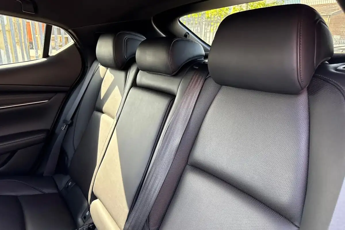 2019-mazda-mazda3-20-gt-sport-tech-122ps-hatchback-5d-big-18