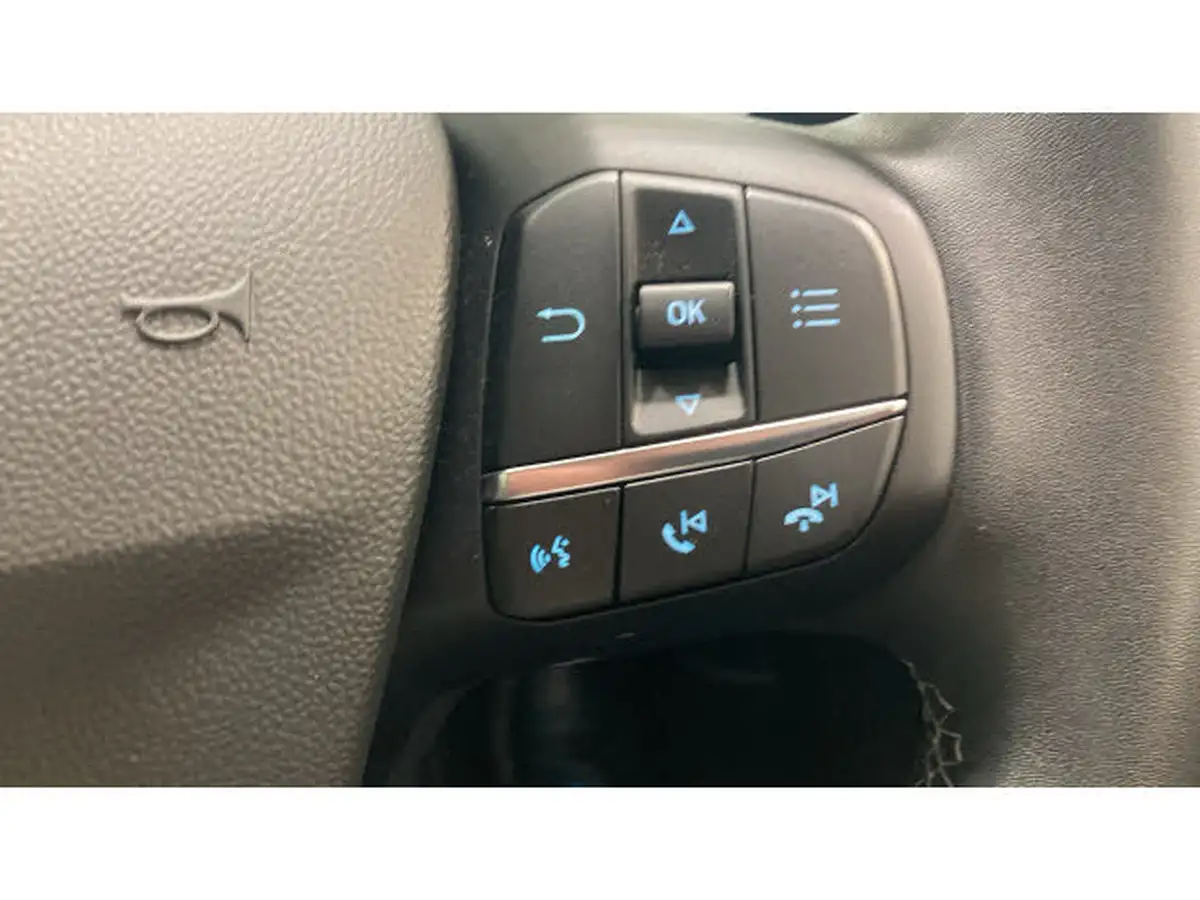 2023-ford-fiesta-10t-titanium-x-100ps-big-32