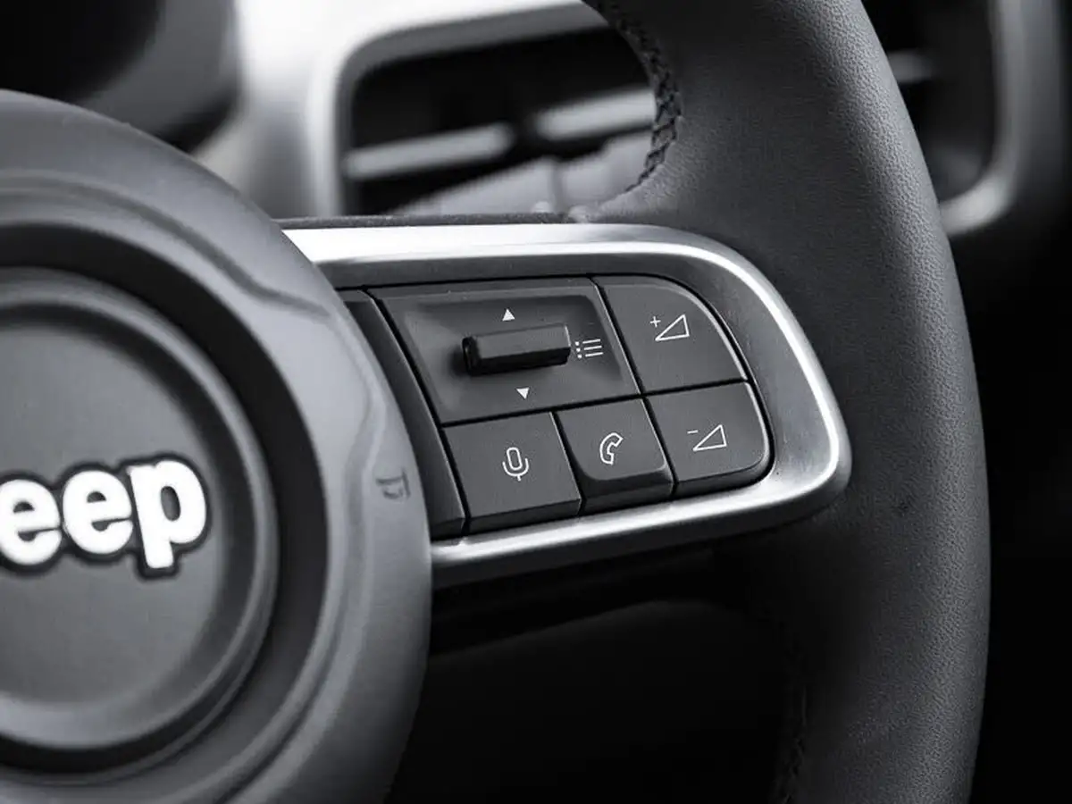 2025-jeep-avenger-12-gse-summit-big-12