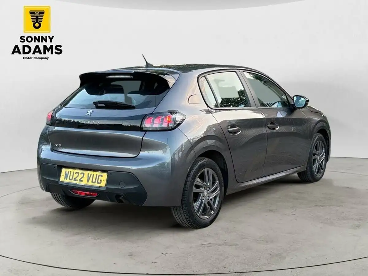 2022-peugeot-208-12-puretech-active-premium-100bhp-eat8-big-3