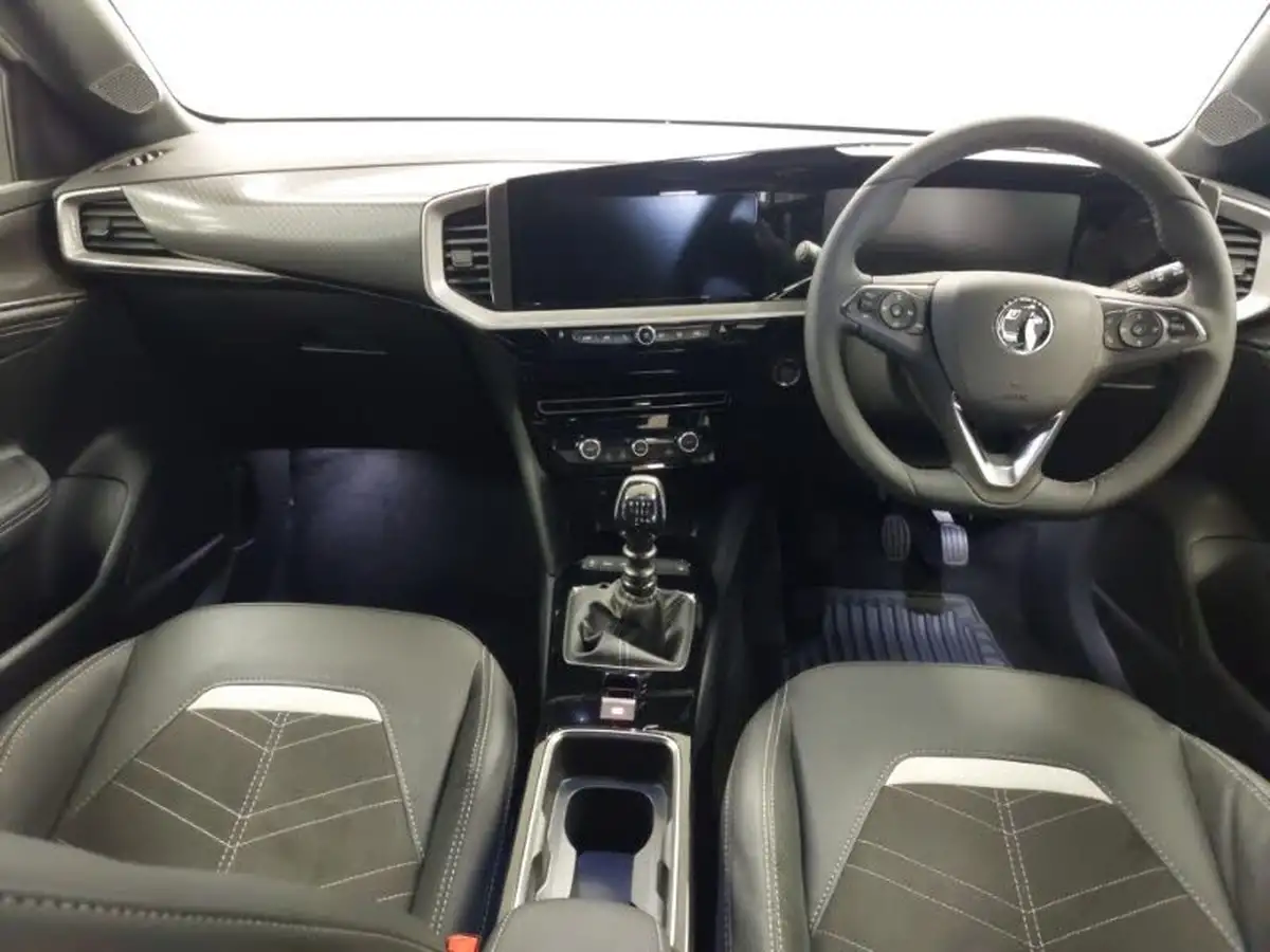 2024-vauxhall-mokka-12-ultimate-136ps-big-2