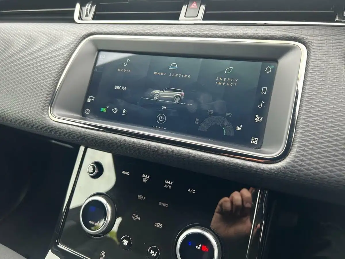 2021-land-rover-range-rover-evoque-20-d165-r-dynamic-big-31