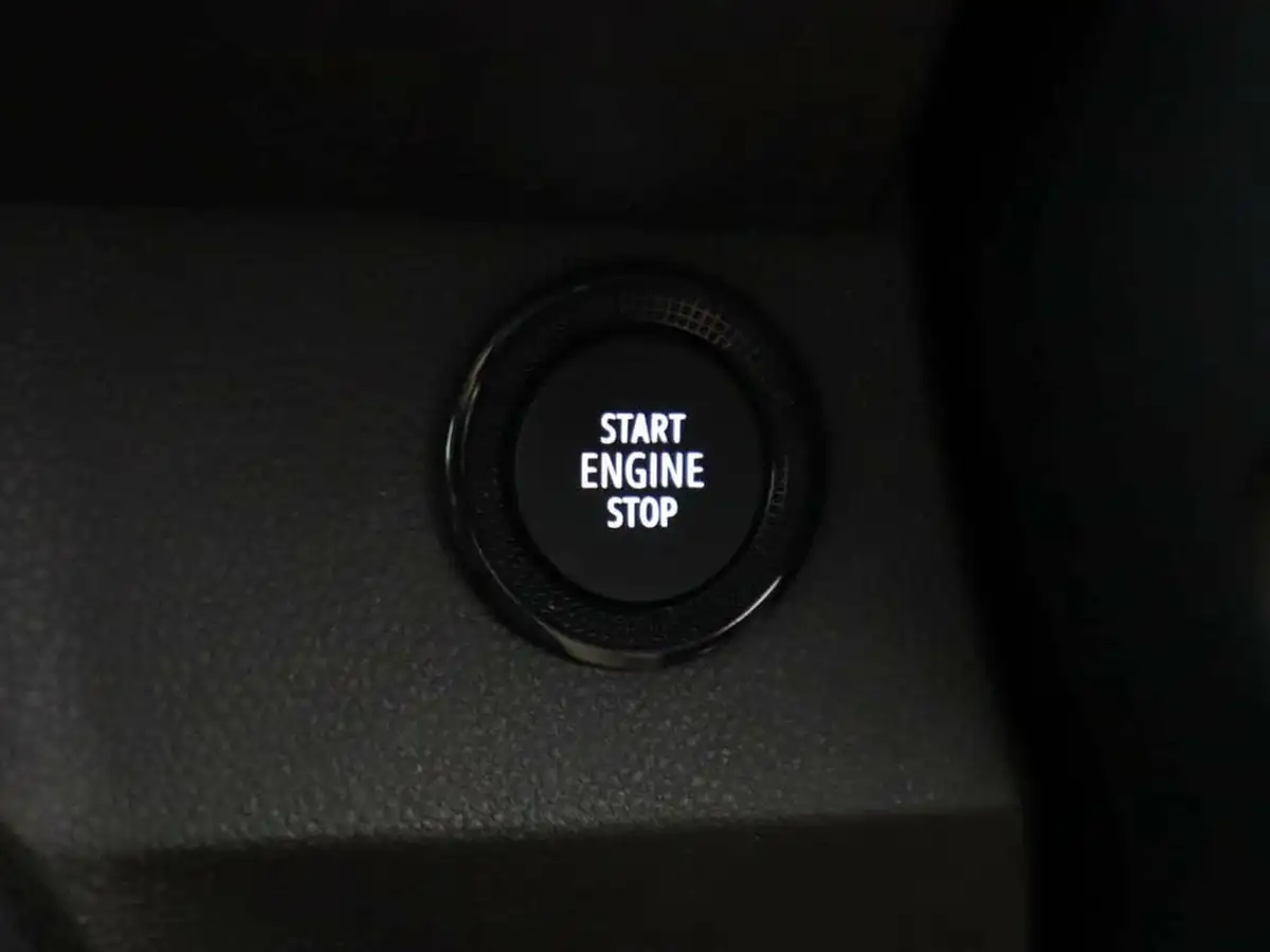 2023-dacia-sandero-10-tce-expression-90bhp-big-19