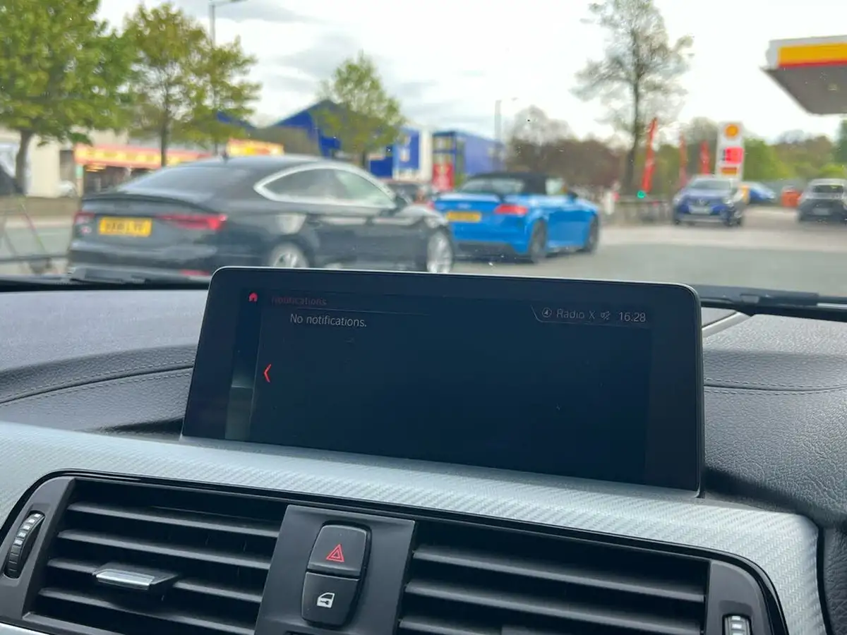 2018-bmw-3-series-30td-330d-m-sport-shadow-edition-saloon-4d-big-42