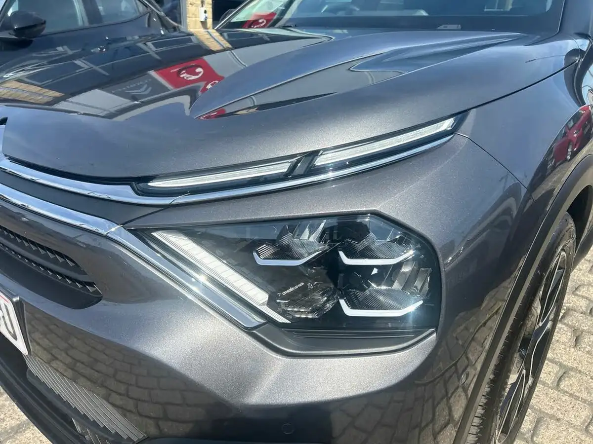2022-citroen-c4-e-shine-plus-big-37