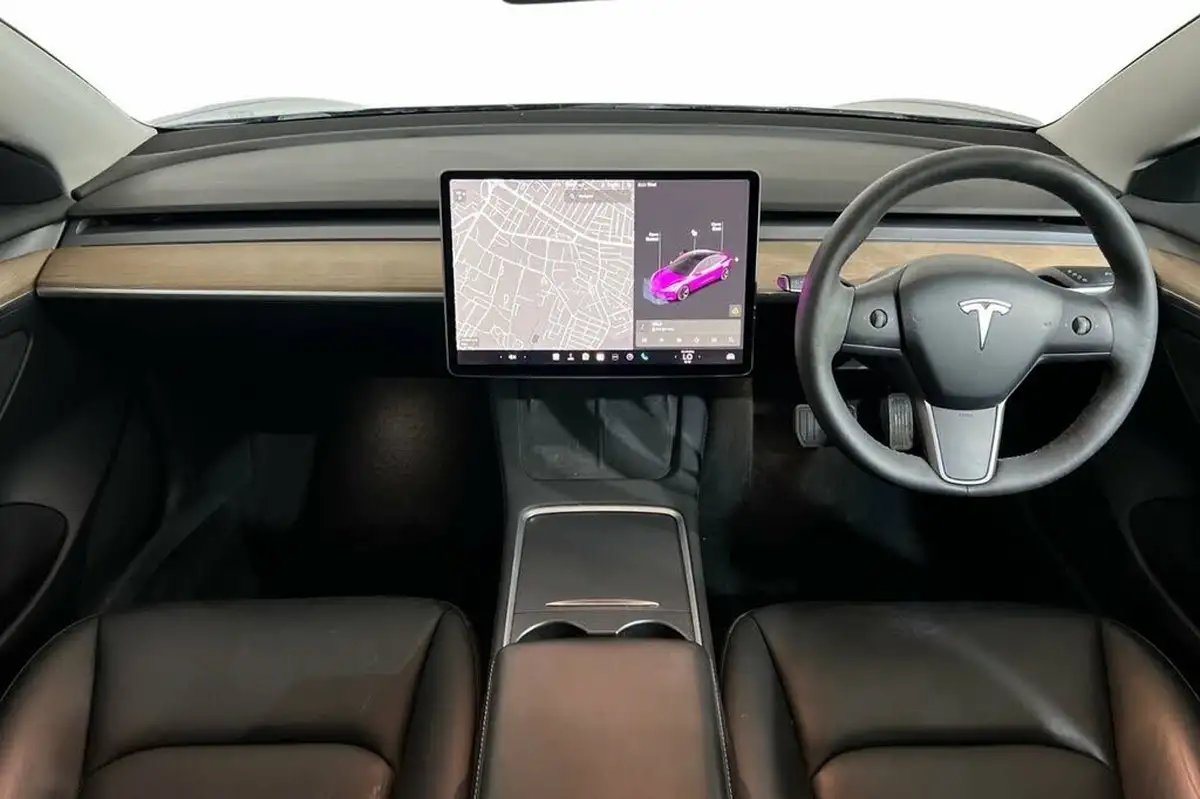 2021-tesla-model-3-e-long-range-awd-big-8
