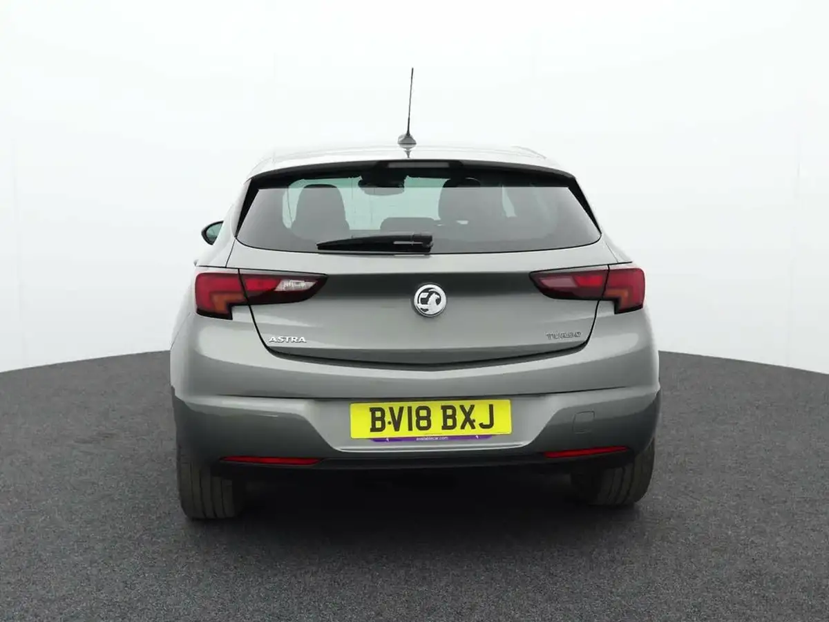2018-vauxhall-astra-14i-16v-turbo-sri-150ps-hatchback-big-2