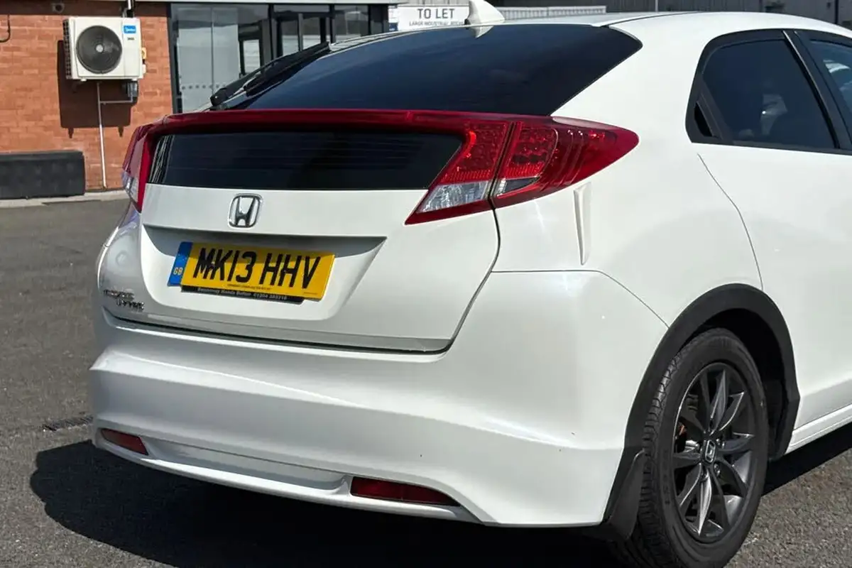 2013-honda-civic-18-se-big-9