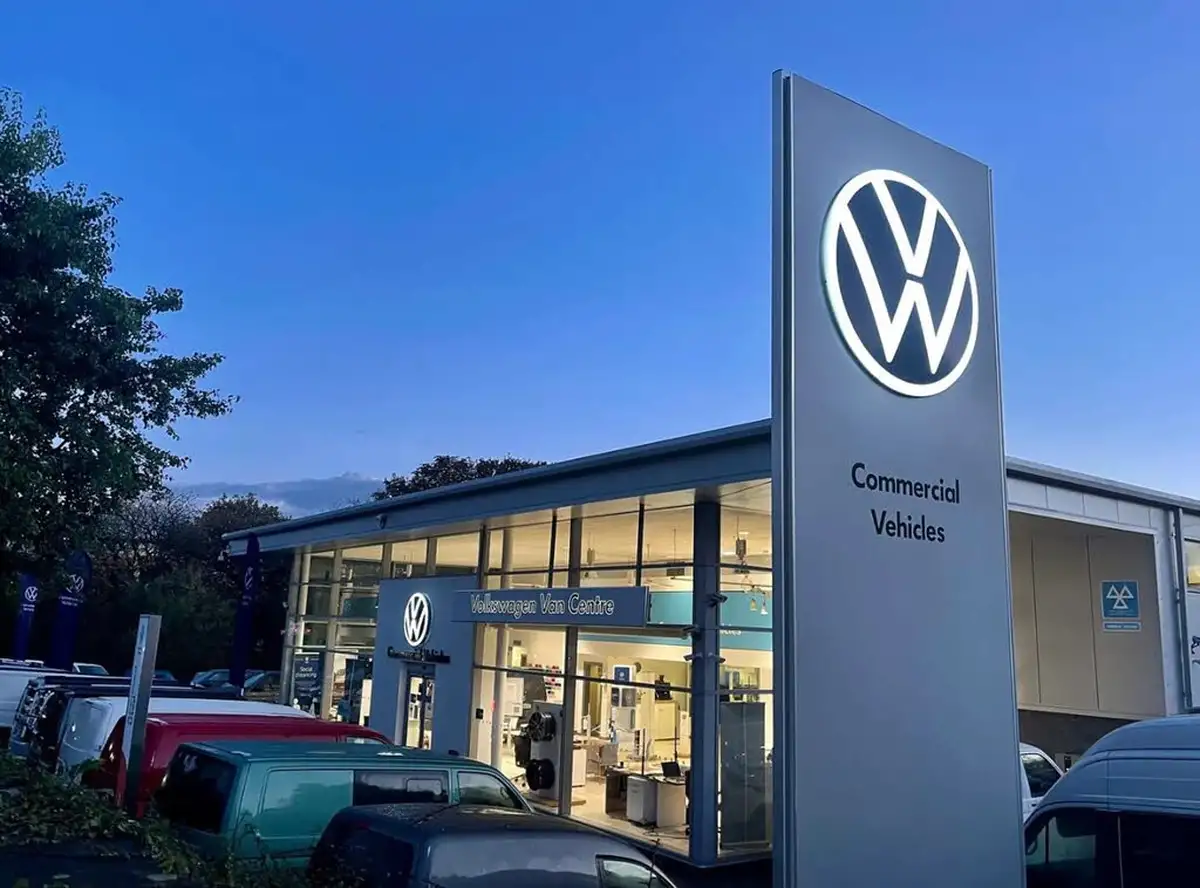 2024-volkswagen-transporter-big-46
