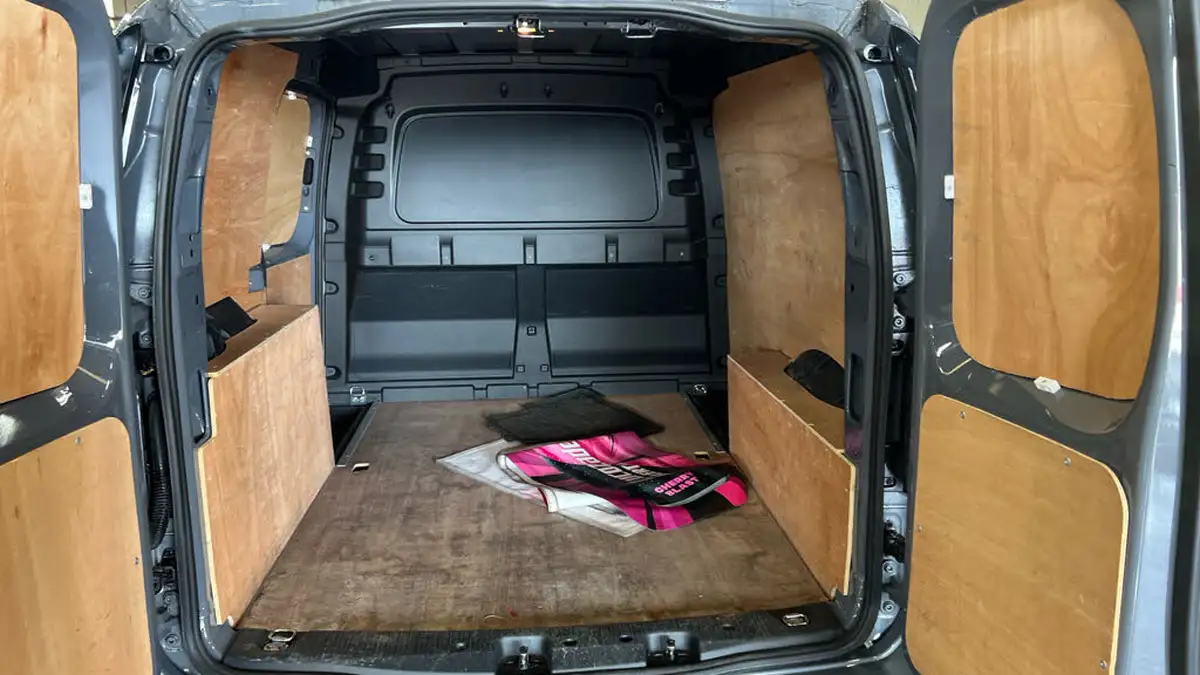 2021-volkswagen-caddy-20tdi-c20-cargo-commerce-plus-102pseu6d-big-7