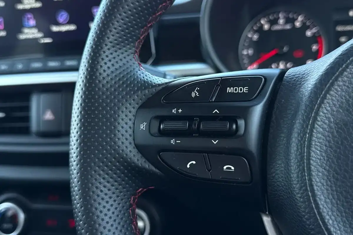 2021-kia-picanto-10-t-gdi-gt-line-s-big-27