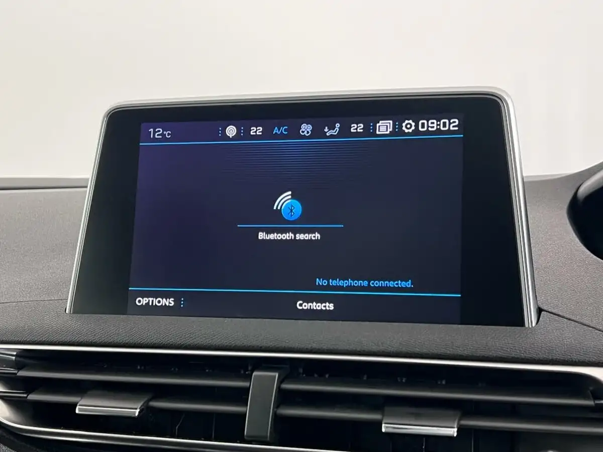 2019-peugeot-5008-suv-12-puretech-allure-eat8-big-28