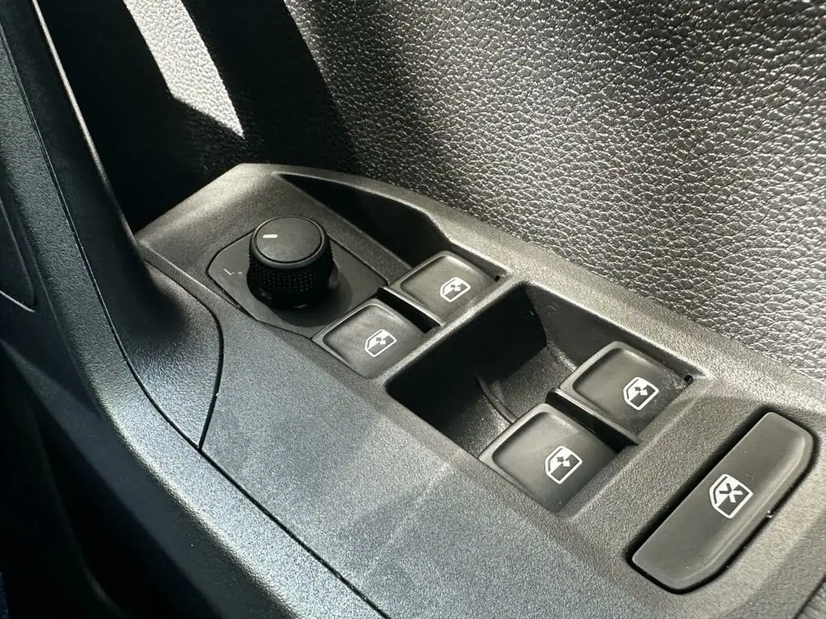 2021-seat-arona-10-tsi-evo-se-technology-big-26