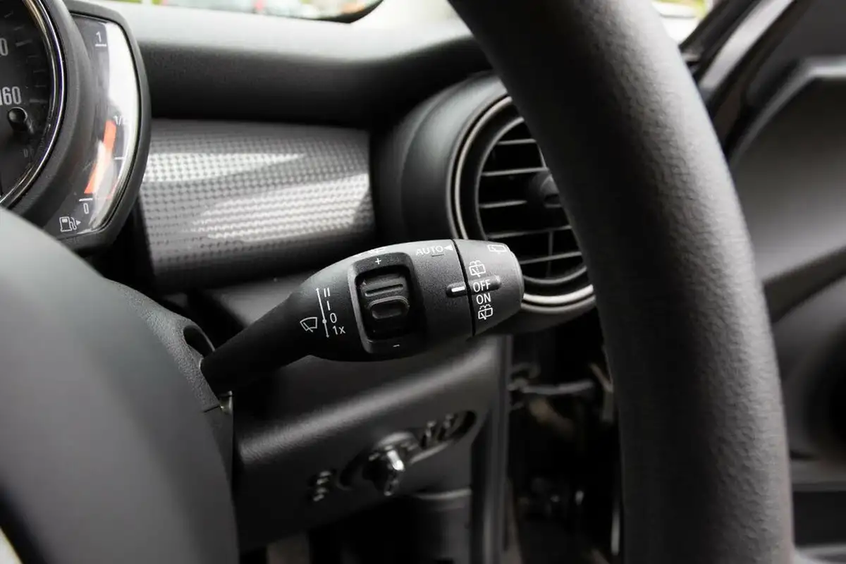 2020-mini-countryman-15-cooper-classic-auto-big-17