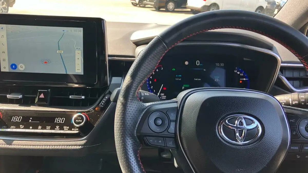 2022-toyota-corolla-18-vvt-i-gr-sport-120bhp-trk-hatchback-big-7