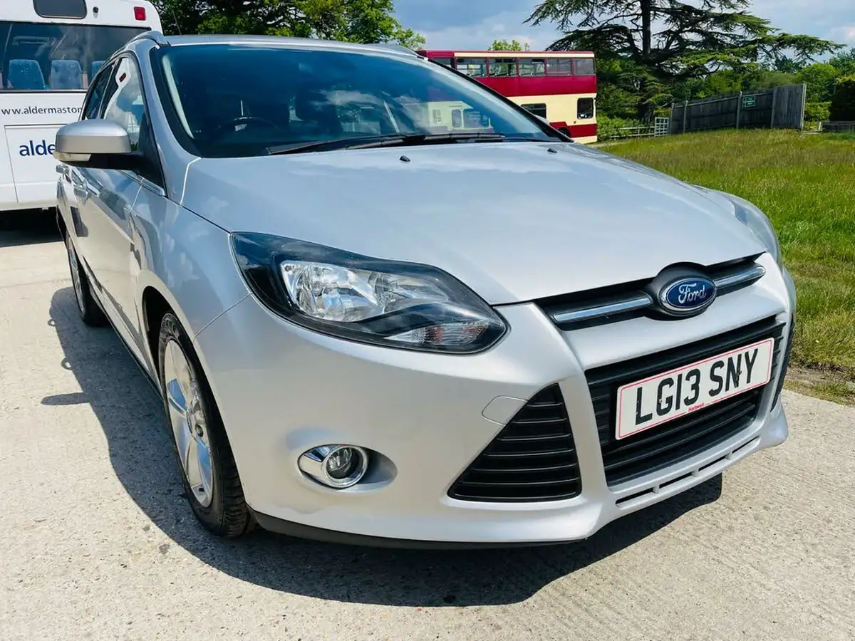 2013-ford-focus-16tdci-zetec-115ps-estate-big-1