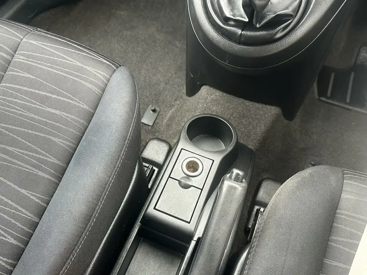2008-mazda-mazda2-13-ts2-5d-big-26