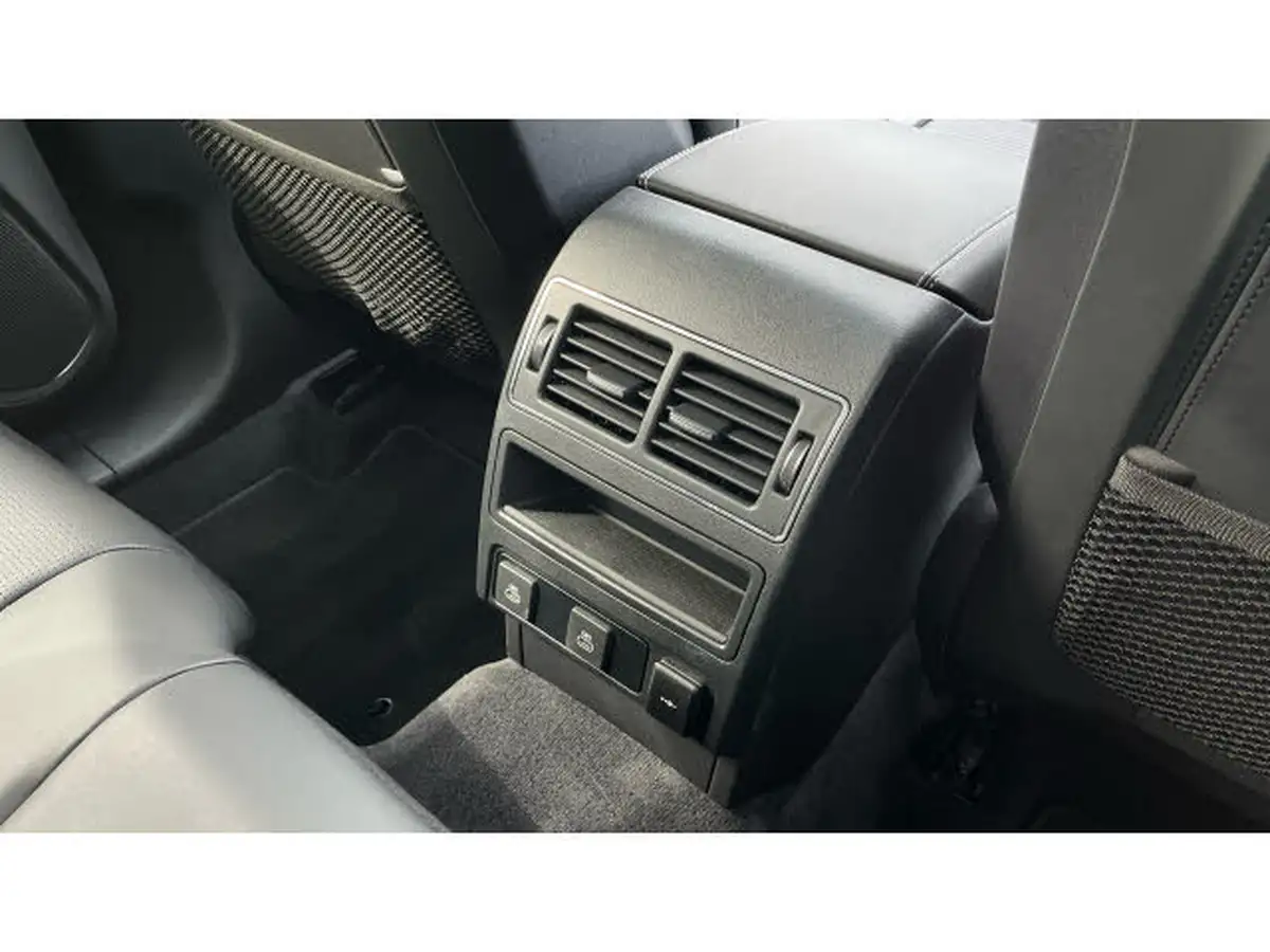2024-jaguar-f-pace-20-d200-r-dynamic-hse-black-big-17