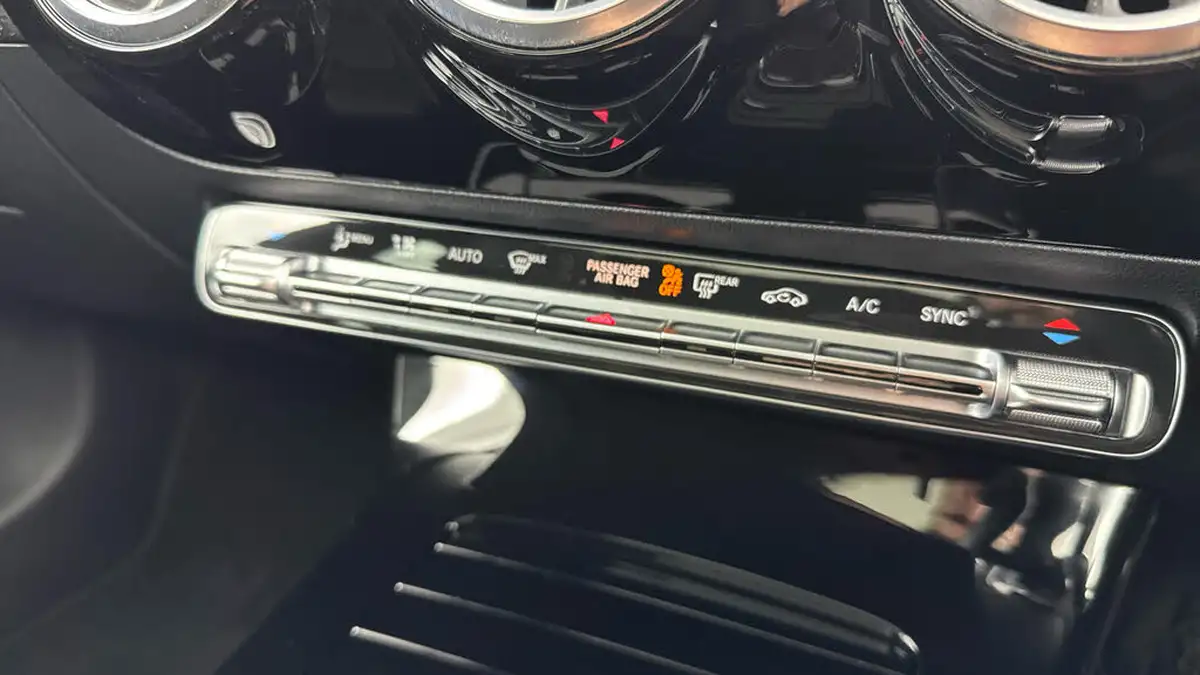 2022-mercedes-benz-cla-13-cla-180-amg-line-premium-plus-shooting-brake-5d-big-18