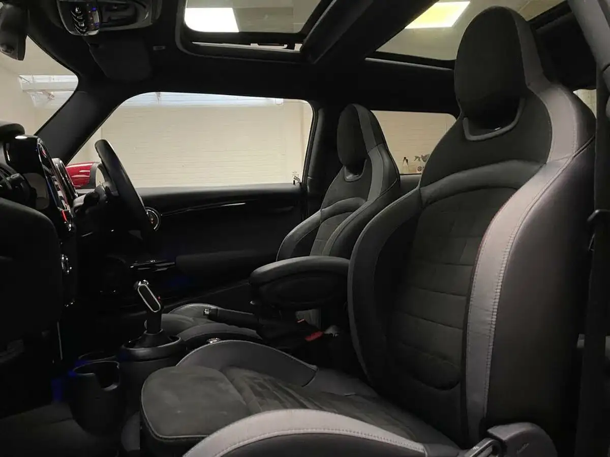 2020-mini-cooper-20-john-cooper-works-comfortnav-hatchback-3d-auto-big-17