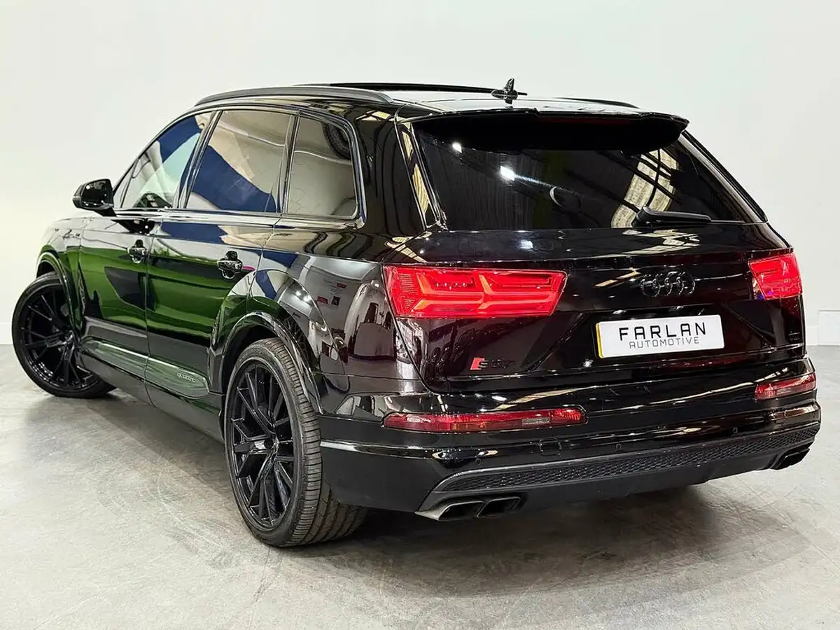 2017-audi-sq7-40bitdi-v8-big-21