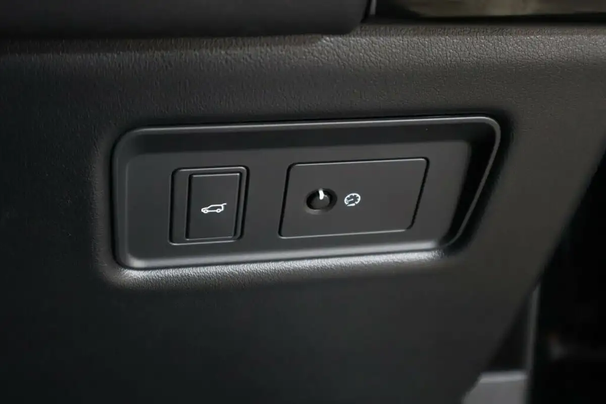 2016-land-rover-range-rover-sport-30-sd-v6-hse-30-sd-306hp-awd-commandshift-2-big-40