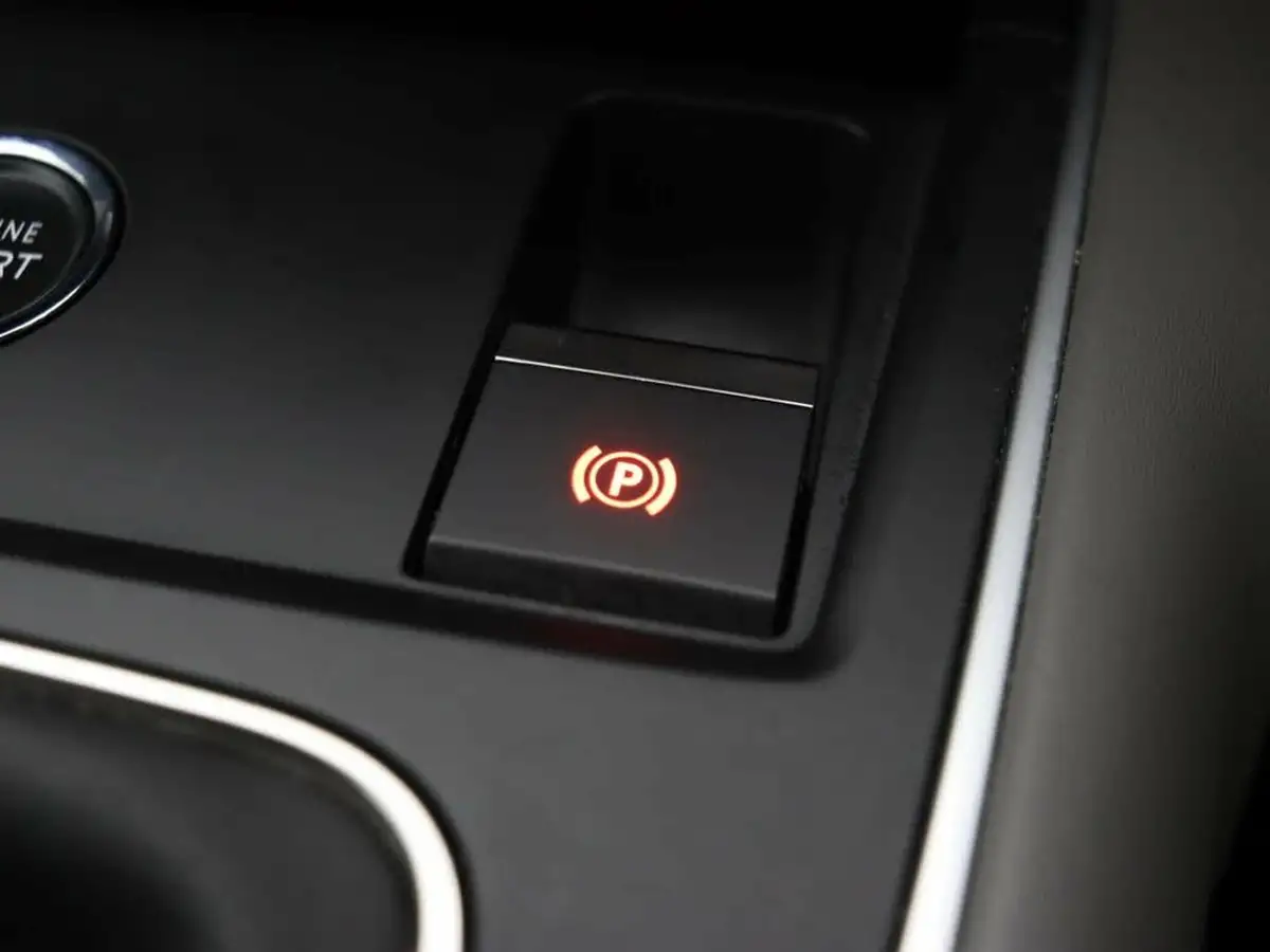 2021-citroen-c5-aircross-12-puretech-shine-big-46