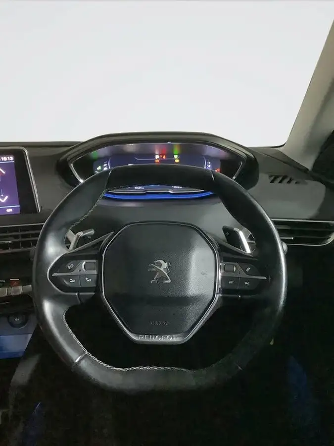2018-peugeot-3008-suv-12-puretech-allure-eat6-big-17
