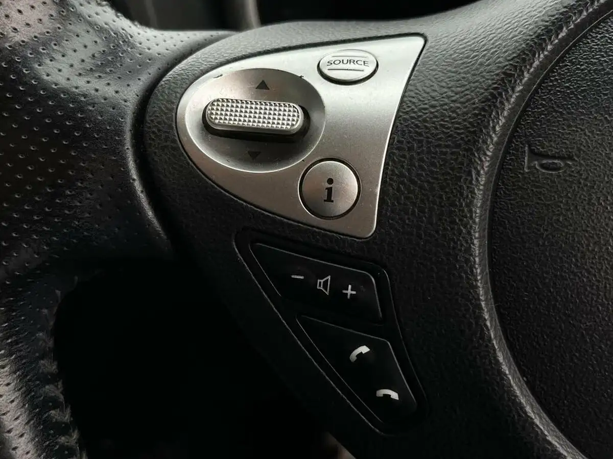 2015-nissan-juke-12-acenta-big-14