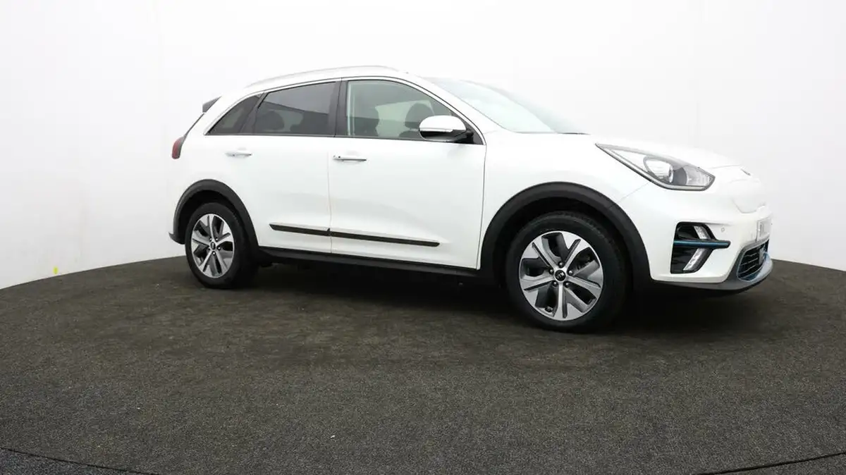 2020-kia-e-niro-ev-first-edition-big-43