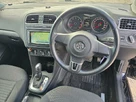 2014-volkswagen-polo-small-47